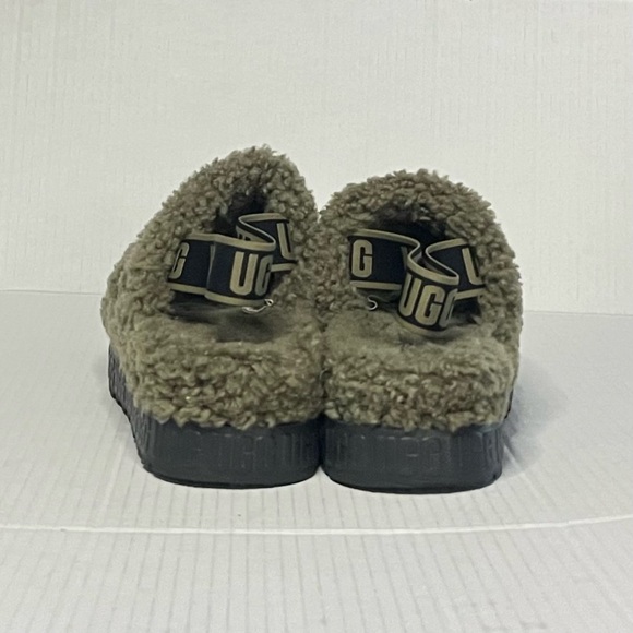 UGG OH! Fluffita Shearling Platform Sandals - Picture 5 of 9